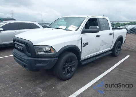 2023 Ram 1500 Classic Warlock 4X4 5'7 Box z USA, uszkodzony, nr VIN 1C6RR7LG0PS548147